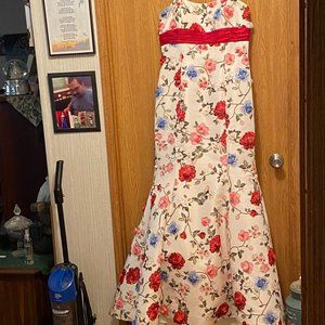 pageant, prom, or evening dress